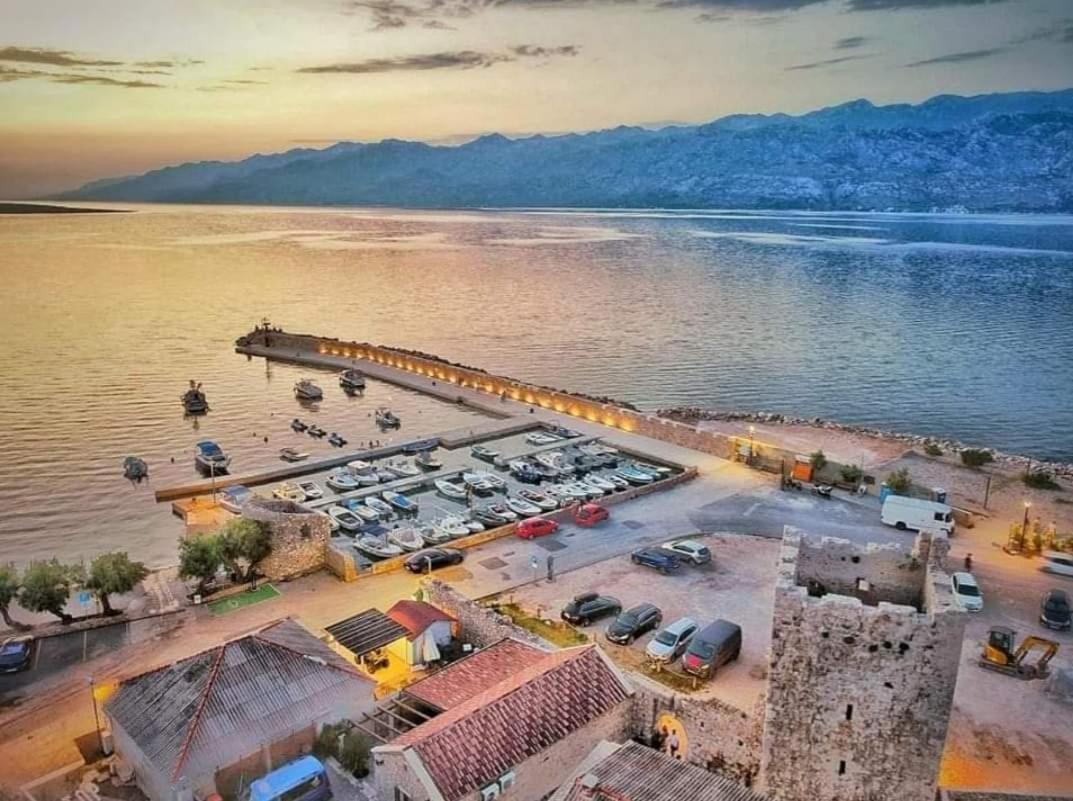 Apartment 4Reasons Ražanac المظهر الخارجي الصورة